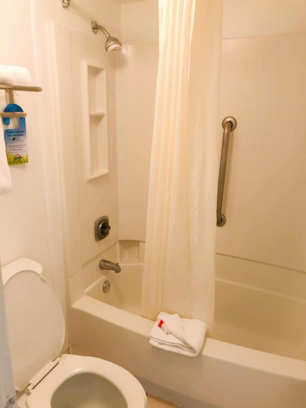 Days Inn by Wyndham Kissimmee FL