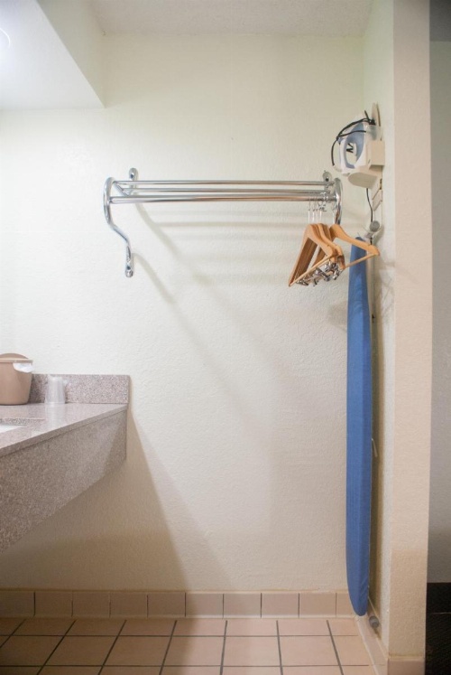 Days Inn by Wyndham Kissimmee FL image 25